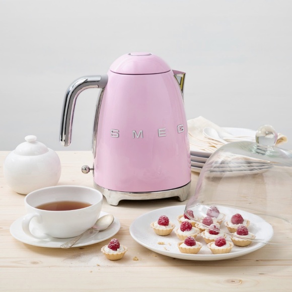 NIB Smeg Kettle '50s Retro Style Electric Kettle Pastel Green - Picture 3 of 3